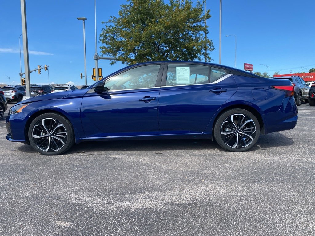 Used 2024 Nissan Altima 2.5 SR image 4