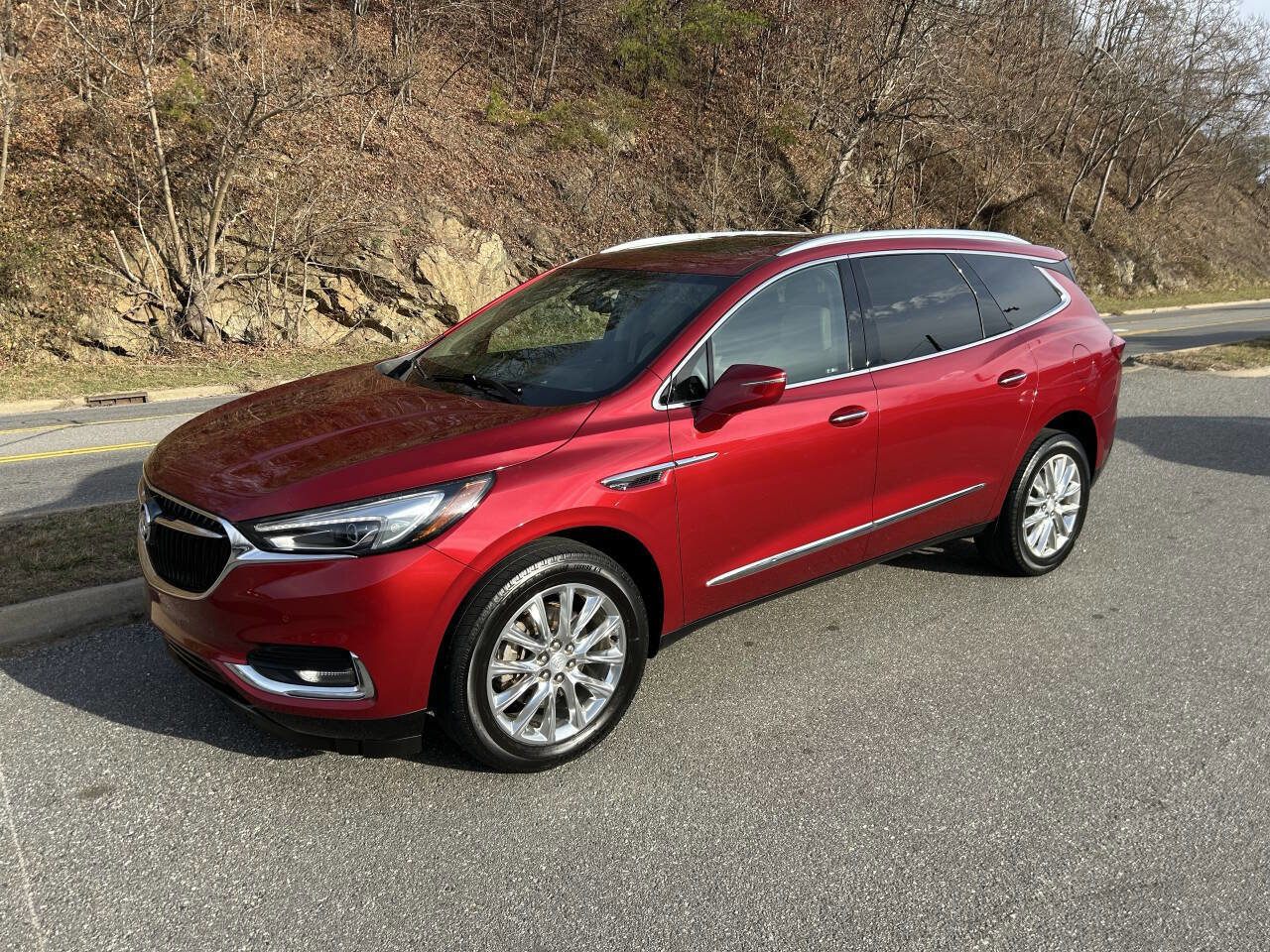 Used 2018 Buick Enclave Premium w/ Experience Buick Package image 2