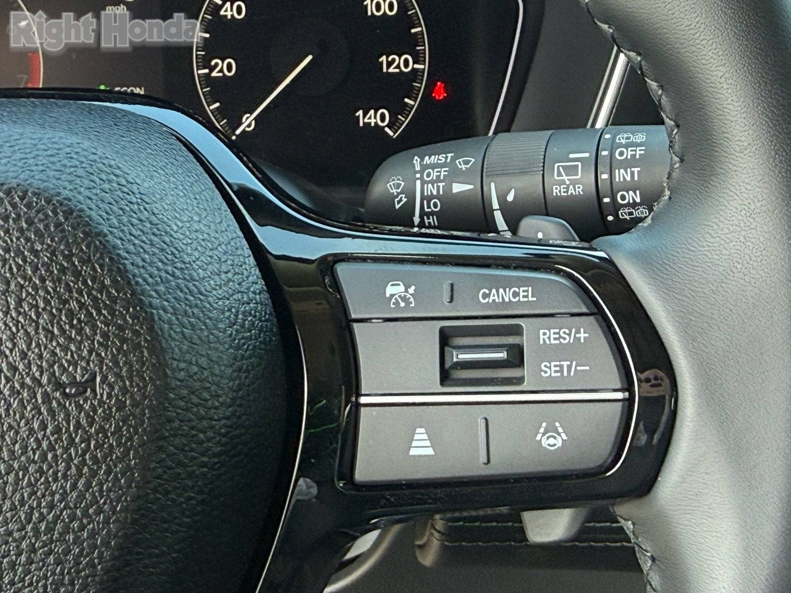 Certified 2025 Honda Pilot Touring image 18