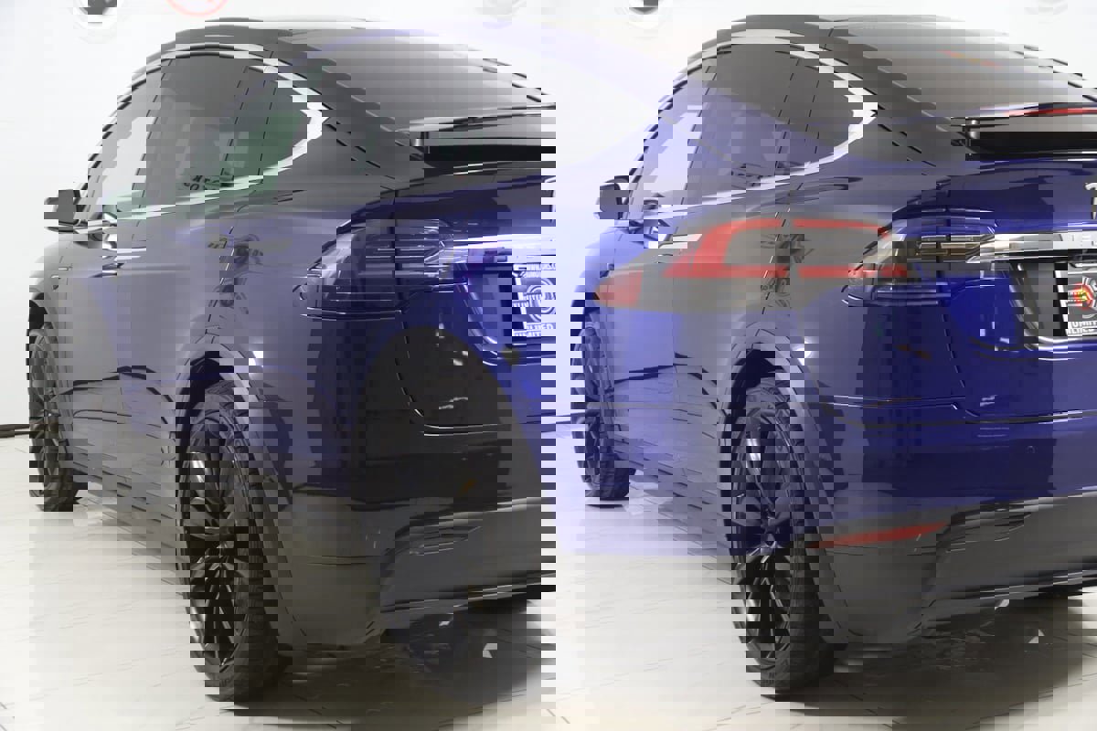 Used 2019 Tesla Model X 75D image 31