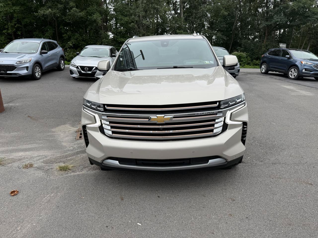 Used 2022 Chevrolet Tahoe High Country w/ Max Trailering Package AWD/4WD image 2