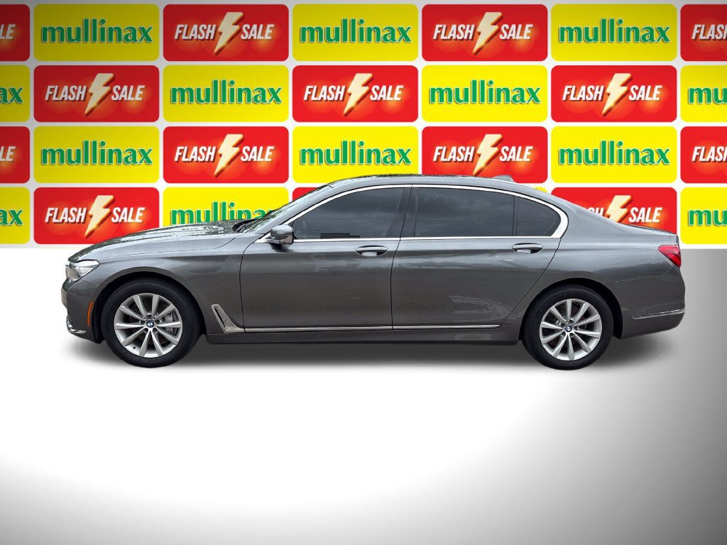 Used 2017 BMW 740i RWD image 13