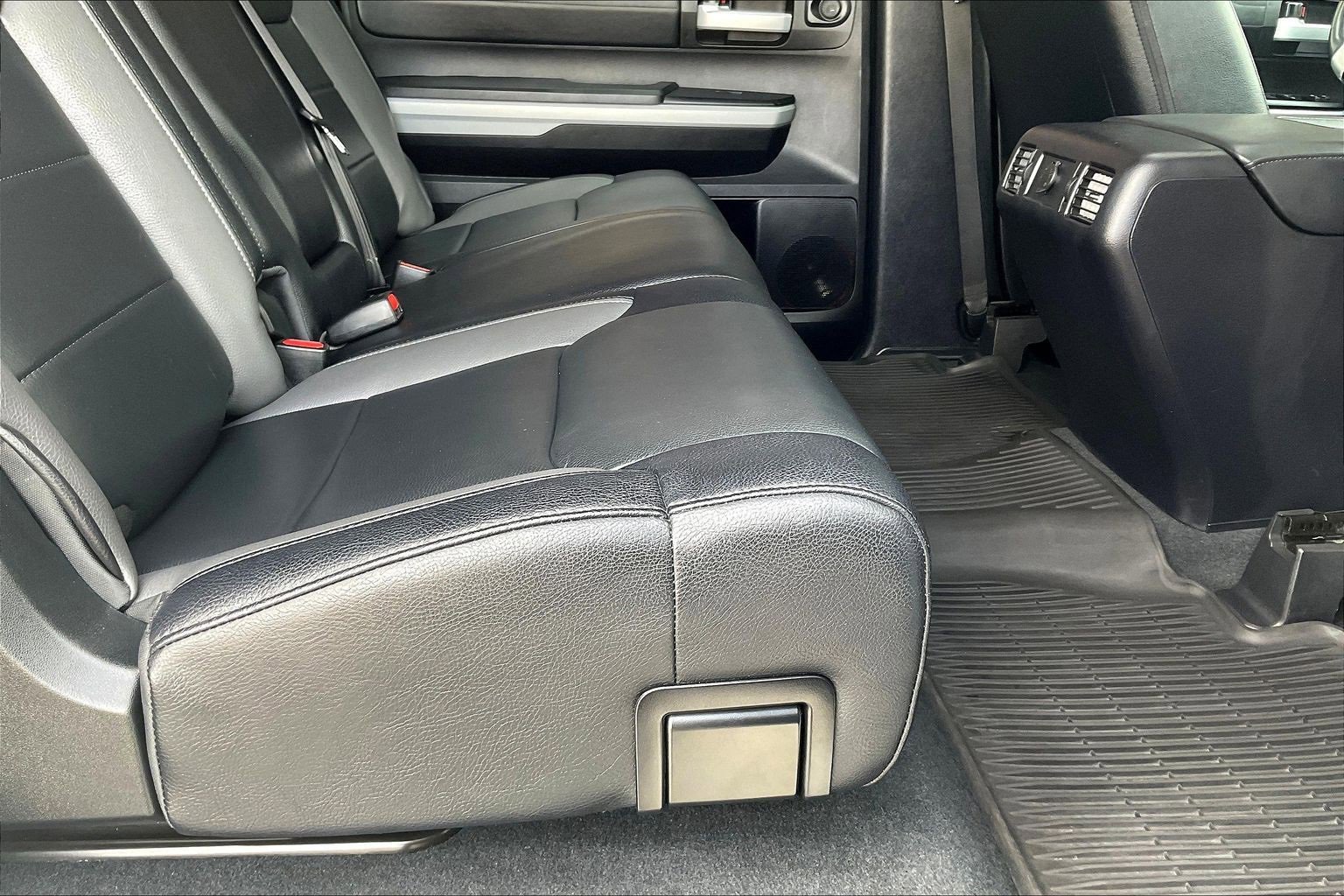 Used 2020 Toyota Tundra Limited image 18