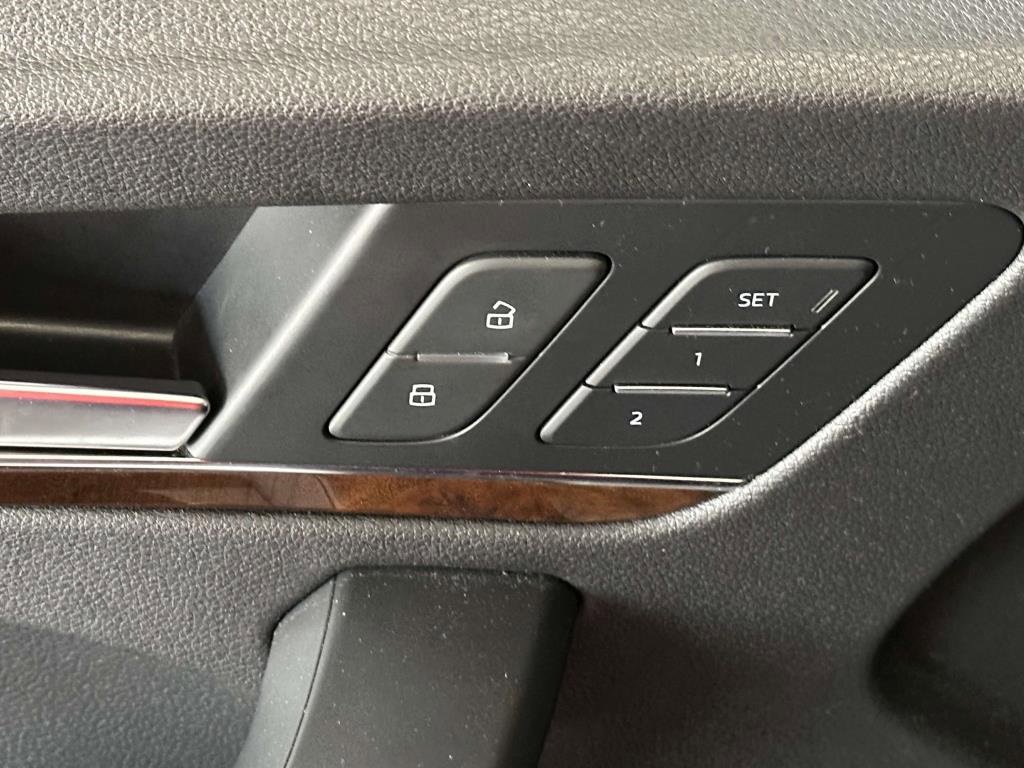 Used 2019 Audi Q5 2.0T Premium Plus w/ Premium Plus Package image 31