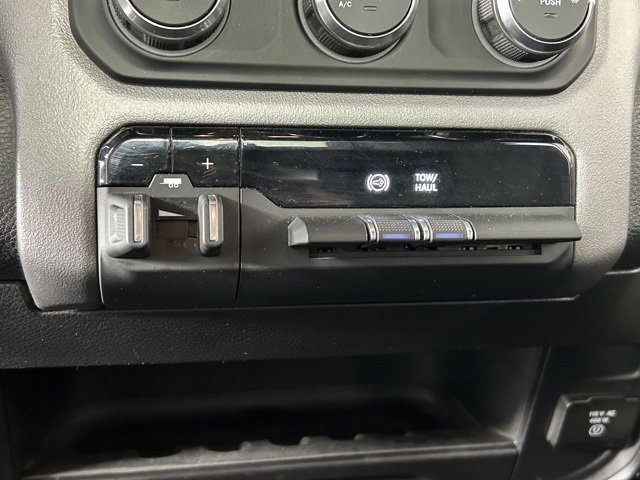 Used 2023 RAM 2500 Big Horn w/ Cold Weather Group image 25