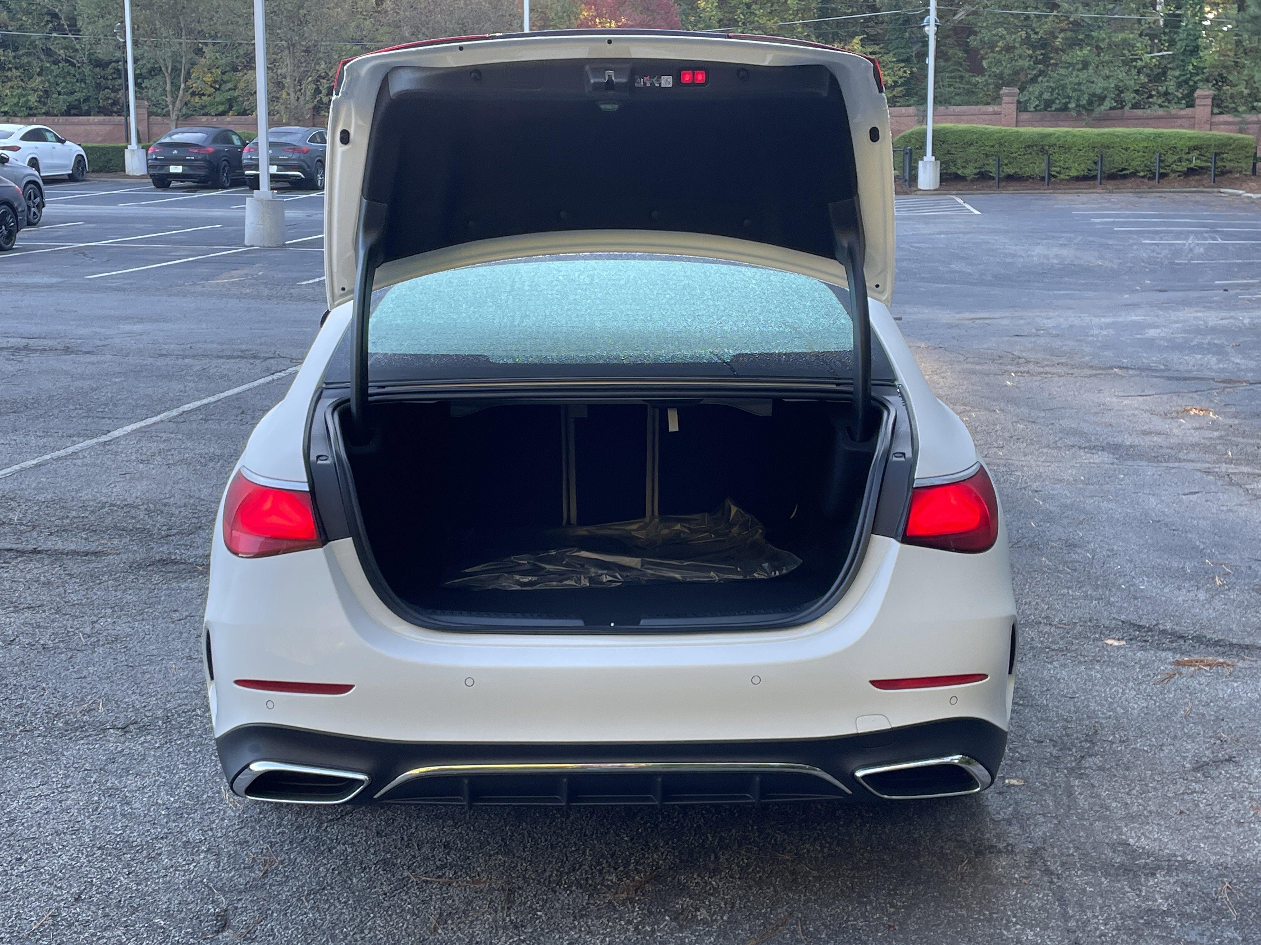 New 2026 Mercedes-Benz E 350 Sedan image 8