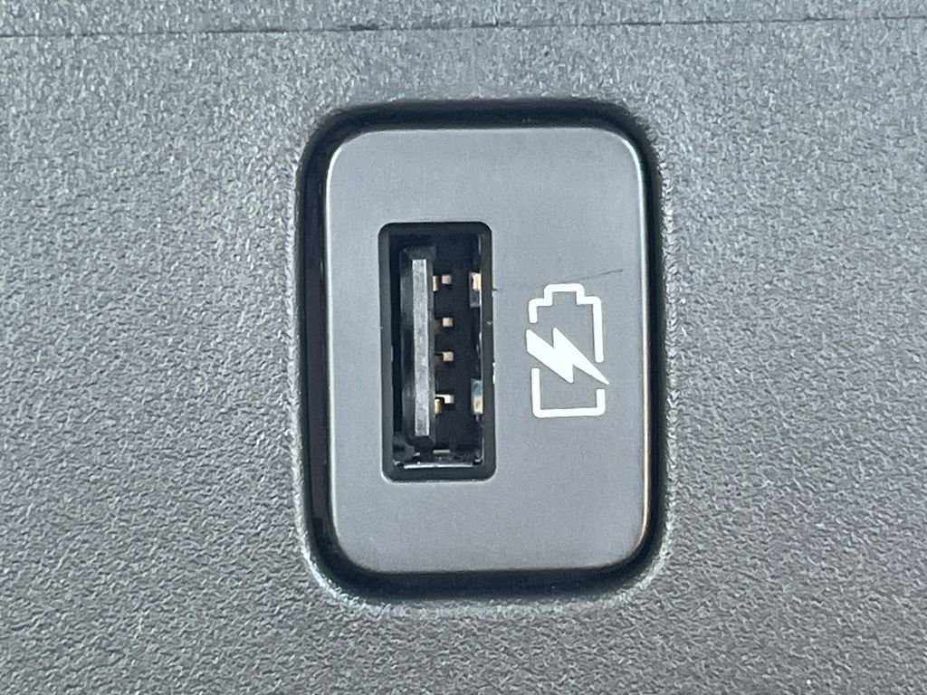 New 2025 Nissan Sentra SV w/ SV Premium Package image 33