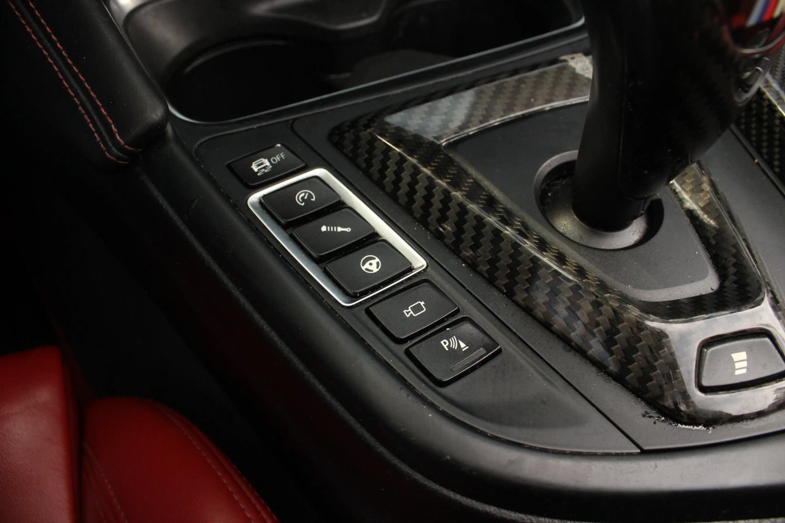 Used 2018 BMW M4 Convertible RWD image 31