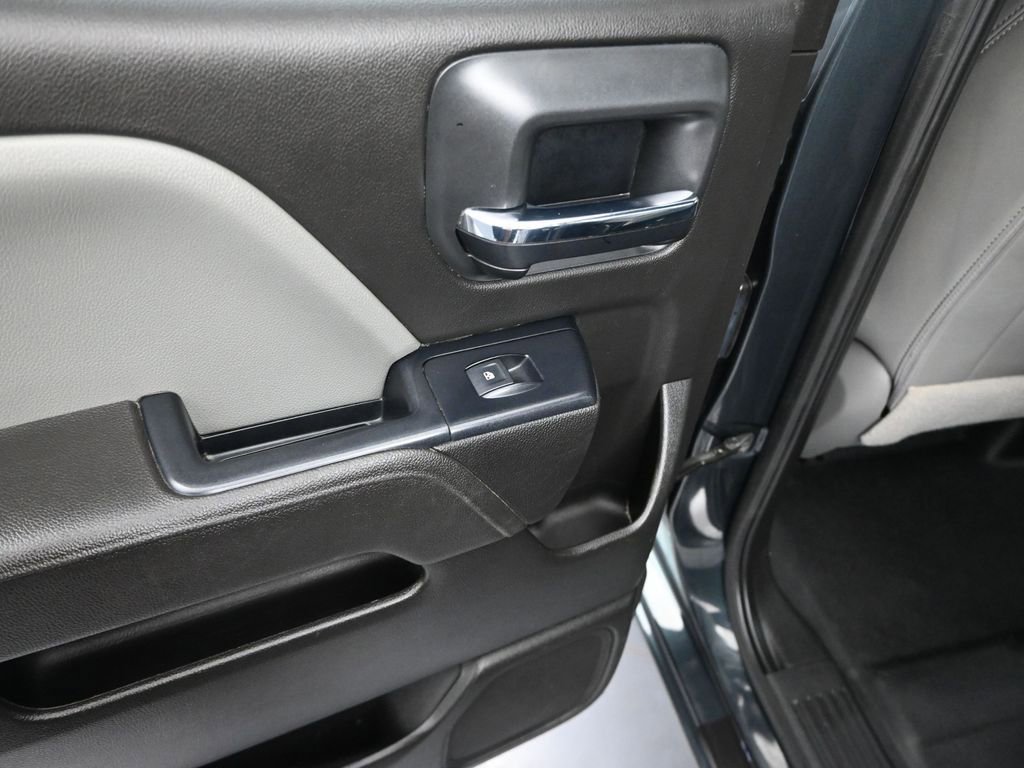 Used 2017 Chevrolet Silverado 2500 W/T image 26