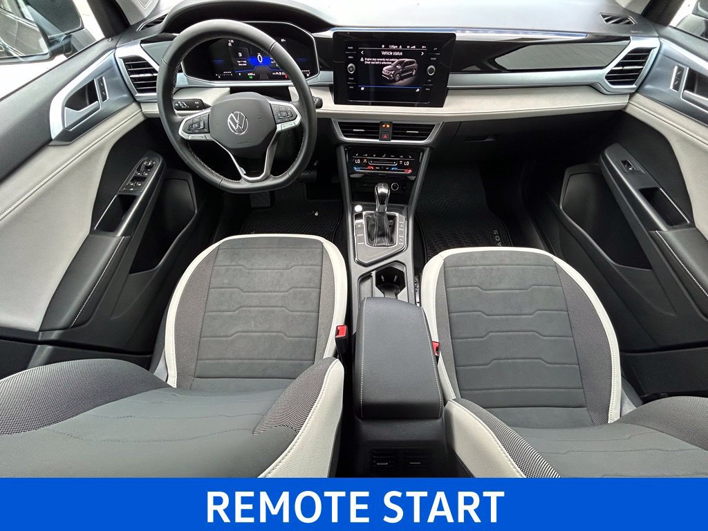 Certified 2026 Volkswagen Taos SE w/ Black Wheel Package FWD image 12