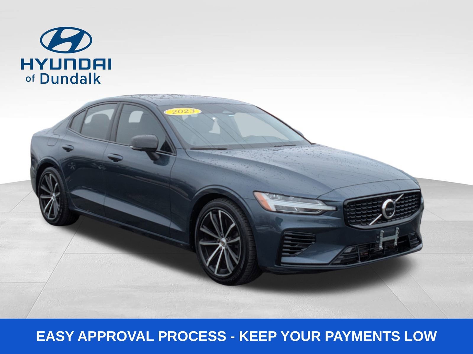 Used 2023 Volvo S60 T8 Plus image 10