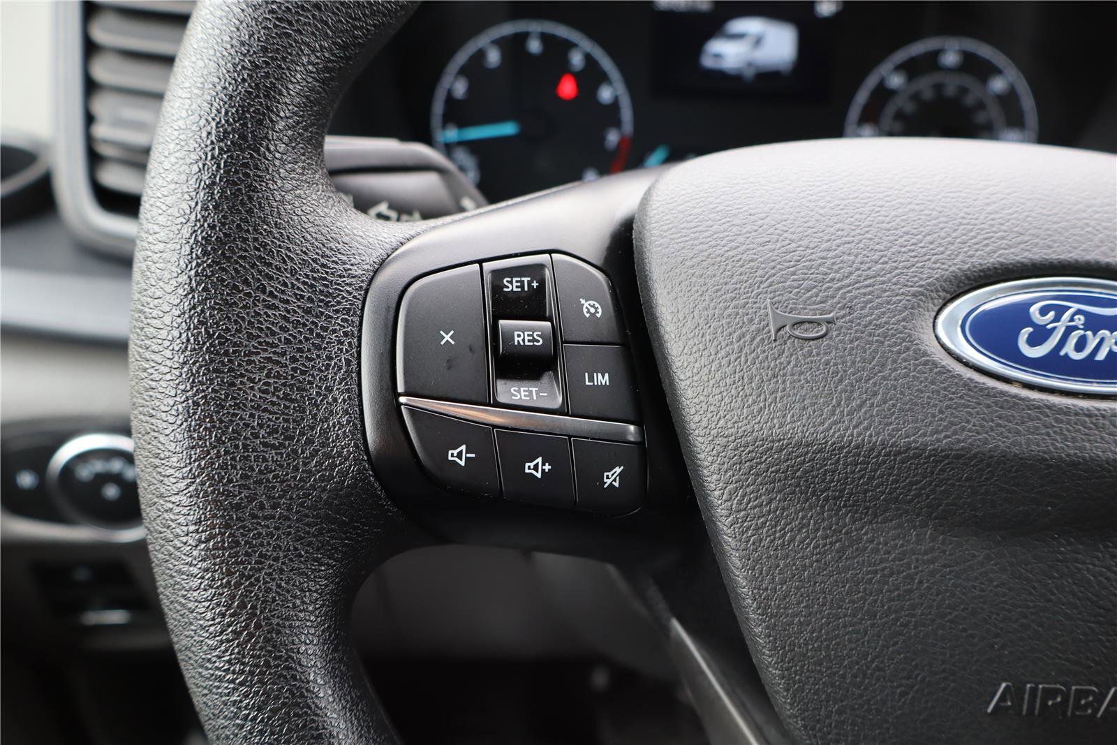 Used 2024 Ford Transit 250 148 Medium Roof w/ Load Area Protection Package image 16