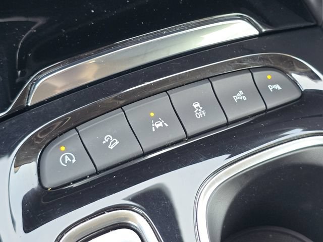 Used 2023 Buick Envision Avenir AWD/4WD image 9
