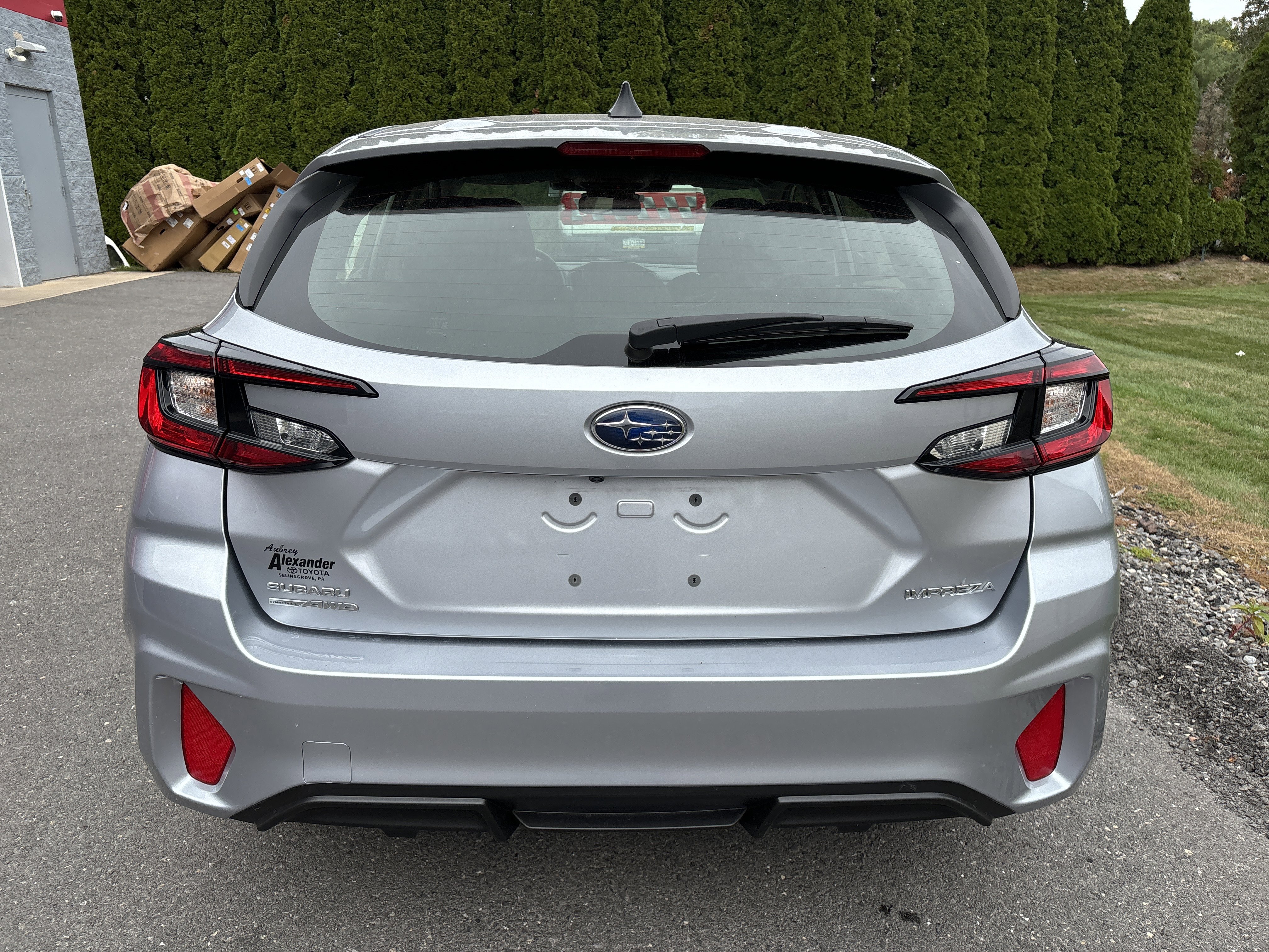 Used 2024 Subaru Impreza 2.0i image 4