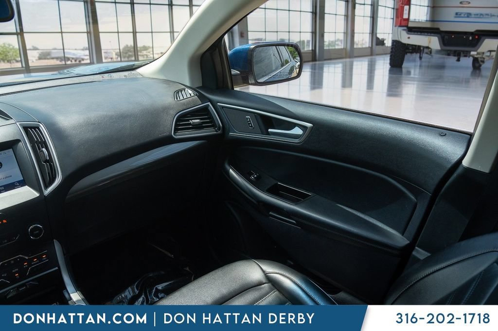 Used 2020 Ford Edge SEL w/ Convenience Package AWD/4WD image 17