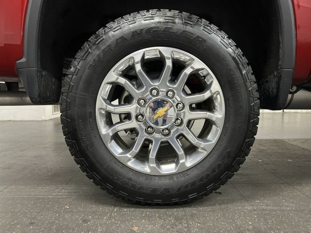 Certified 2025 Chevrolet Silverado 2500 LTZ w/ LTZ Premium Package AWD/4WD image 34