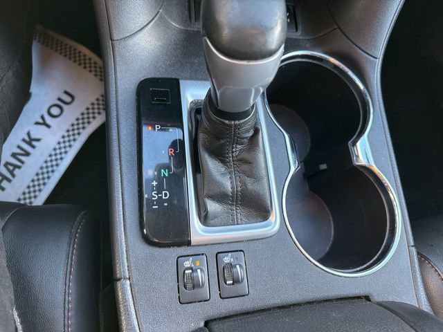 Used 2018 Toyota Highlander XLE image 19