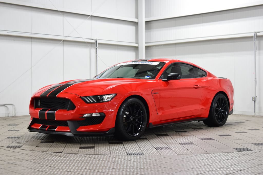 Used 2016 Ford Mustang Shelby GT350 w/ Technology Package RWD image 3