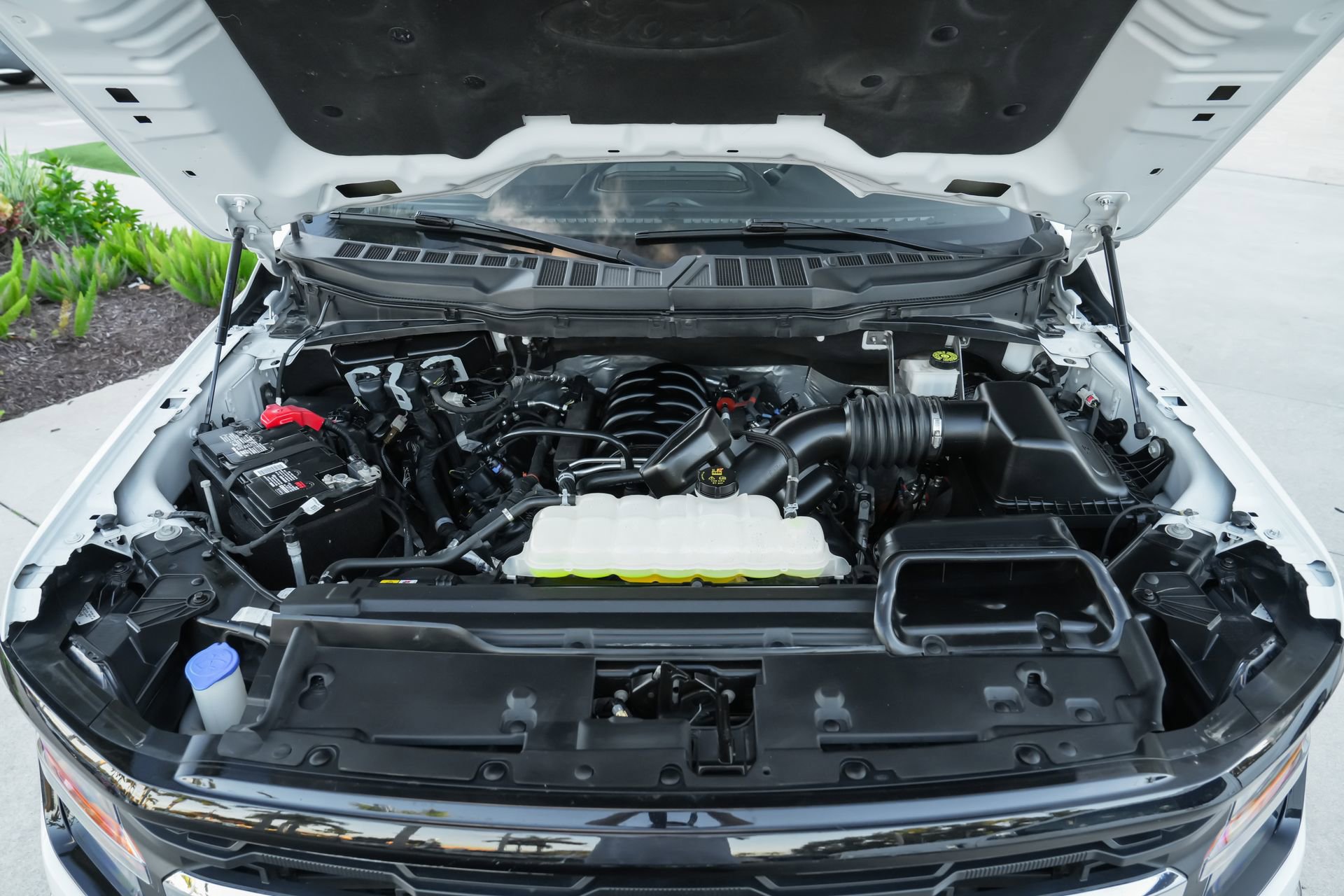 Used 2024 Ford F150 XLT w/ Mobile Office Package image 42