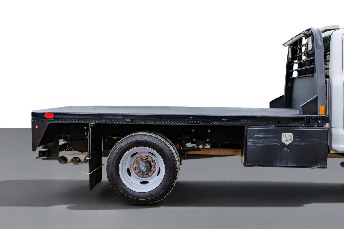 Used 2019 Ford F550 4x4 SuperCab Super Duty image 6