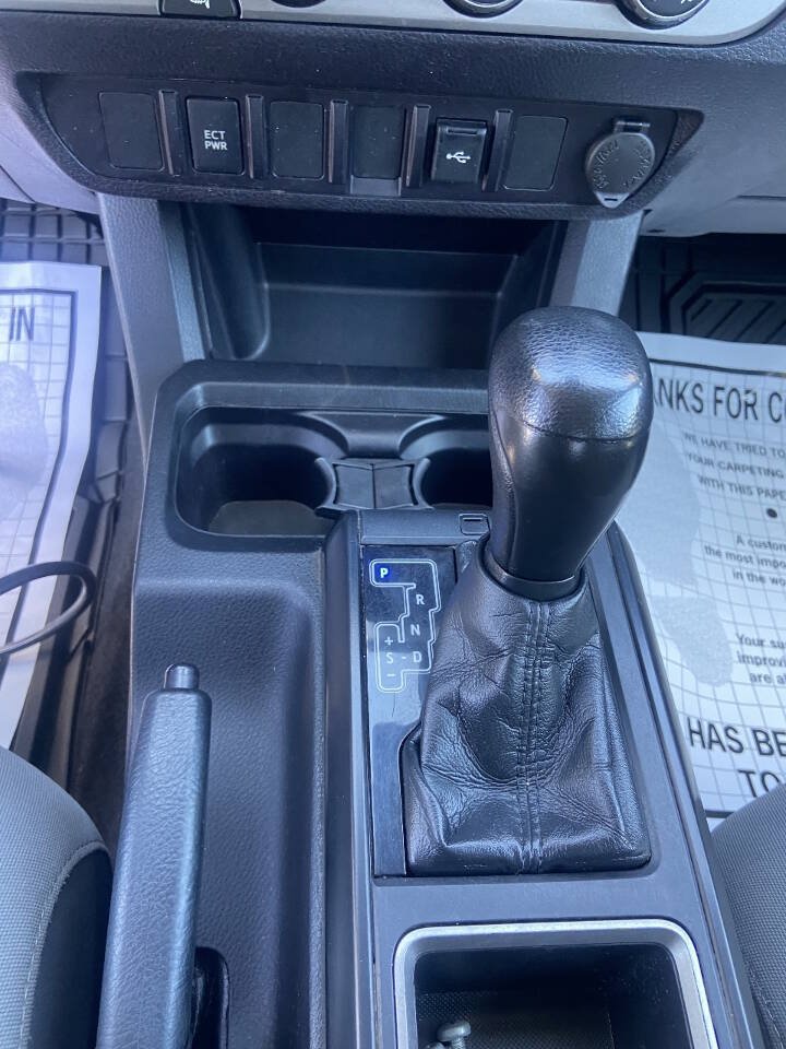 Used 2021 Toyota Tacoma SR w/ SR Convenience Package RWD image 18