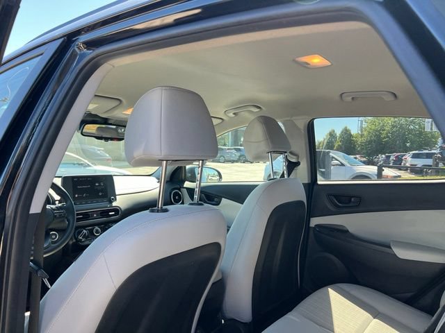 Used 2023 Hyundai Kona SEL w/ Cargo Package AWD/4WD image 9