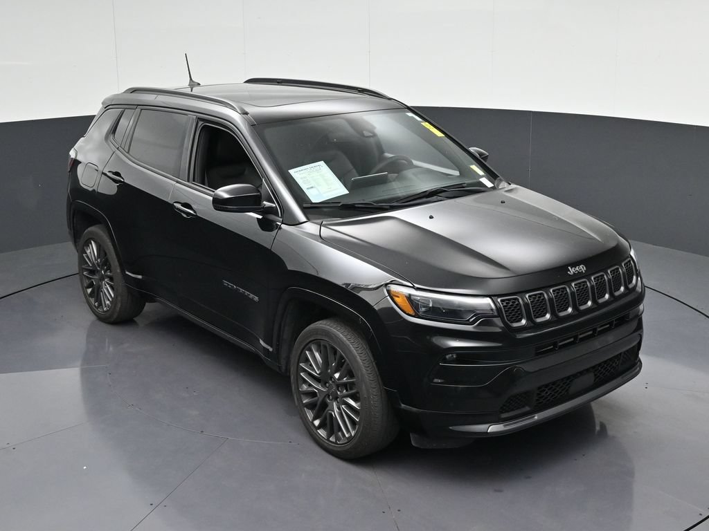 Used 2024 Jeep Compass Limited w/ High Altitude Package AWD/4WD image 27