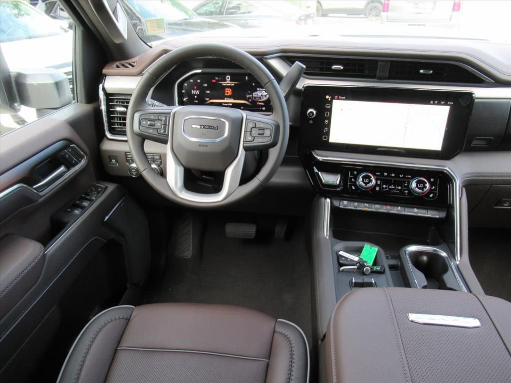 New 2026 GMC Sierra 2500 Denali w/ Denali Reserve Package image 13