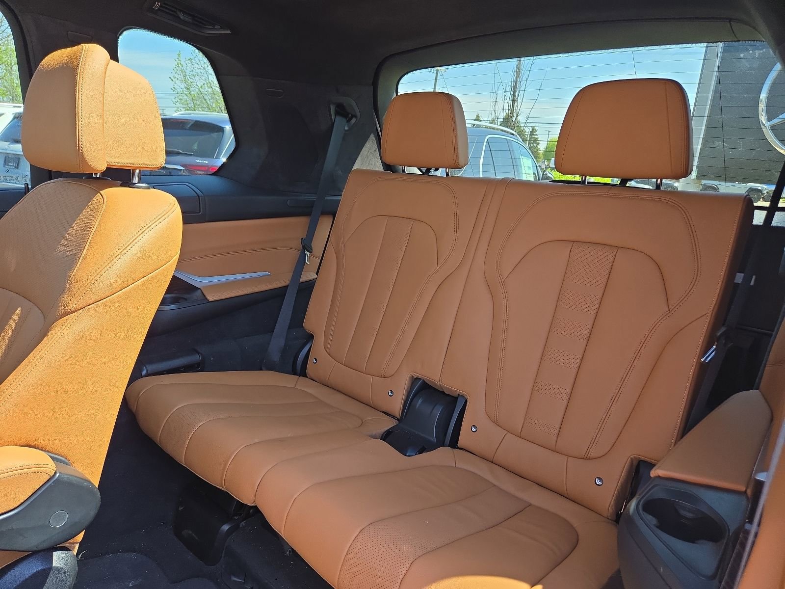 Used 2021 BMW X7 xDrive40i w/ Premium Package AWD/4WD image 10