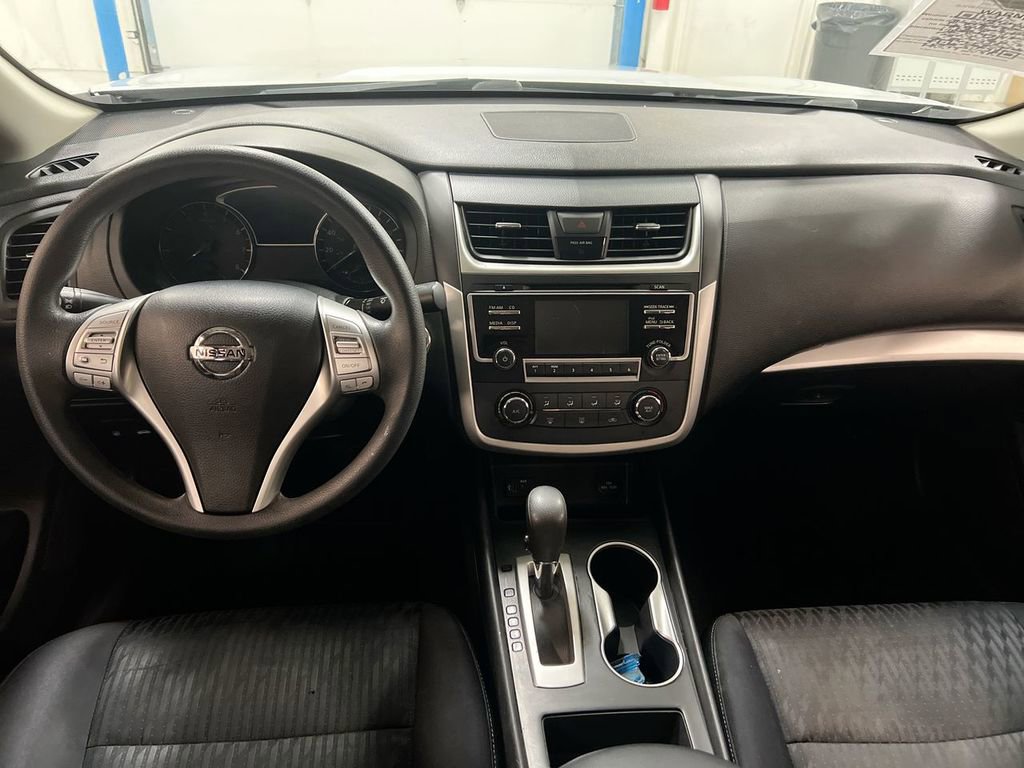 Used 2018 Nissan Altima 2.5 S w/ S Convenience Package image 10