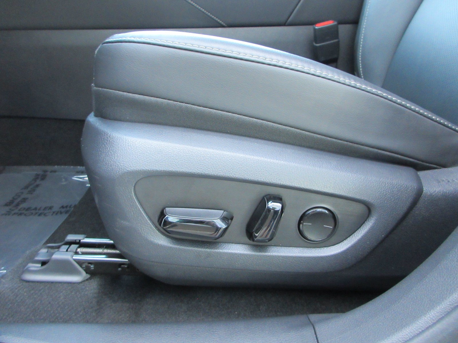 Used 2026 Lexus RX 350h w/ Convenience Package AWD/4WD image 31