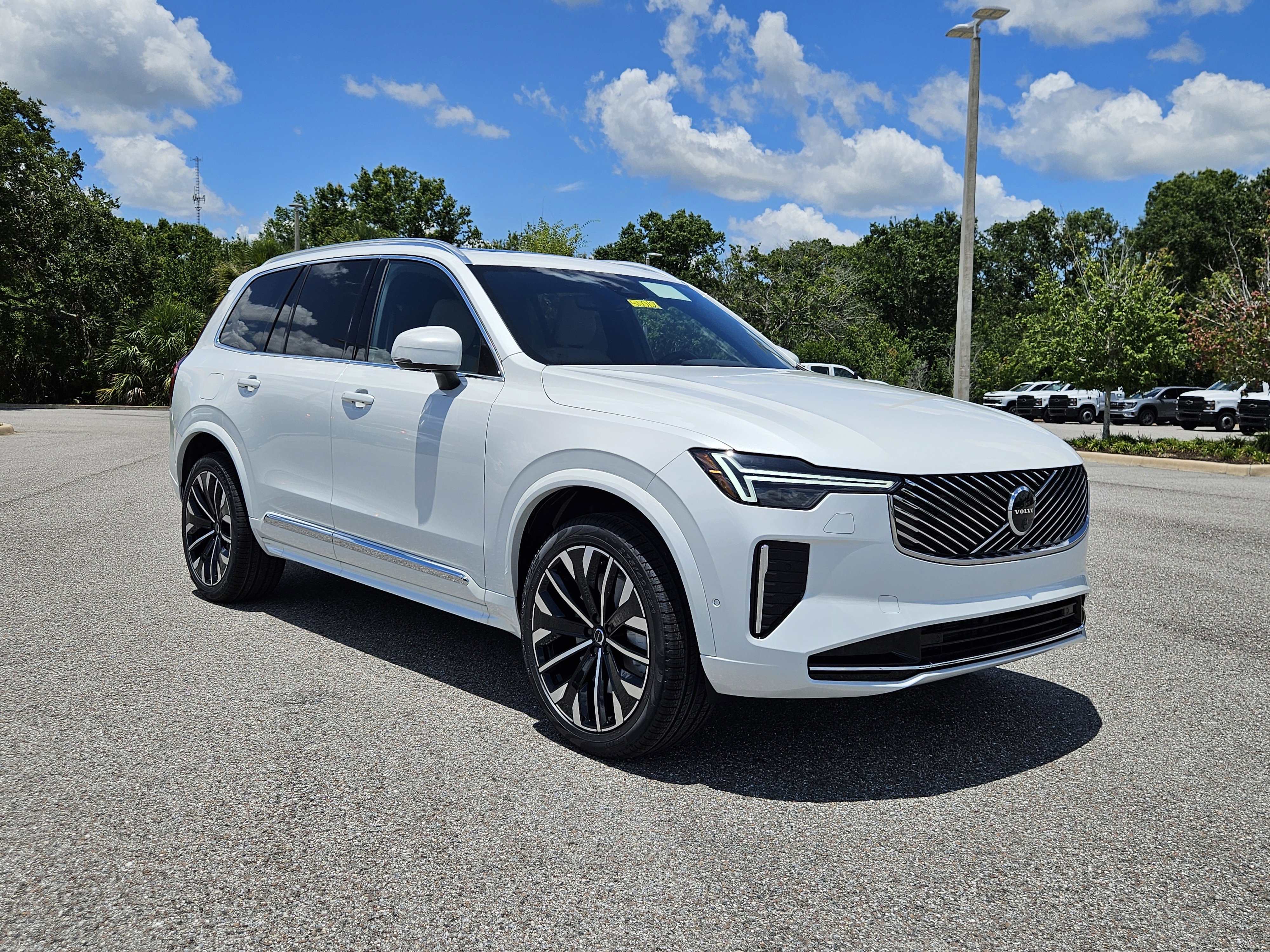 New 2026 Volvo XC90 B5 Plus w/ Protection Package