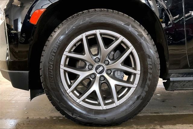 Used 2023 Chevrolet Tahoe High Country AWD/4WD image 9