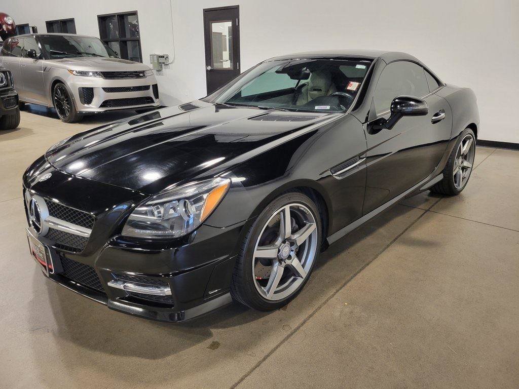 Used 2015 Mercedes-Benz SLK 350 image 6