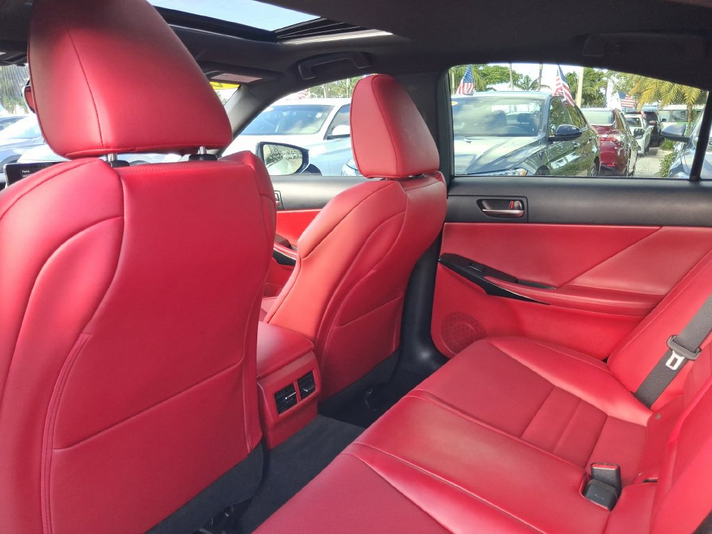 Used 2024 Lexus IS 300 F Sport RWD image 13