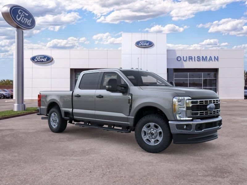 New 2026 Ford F250 XLT w/ FX4 Off-Road Package
