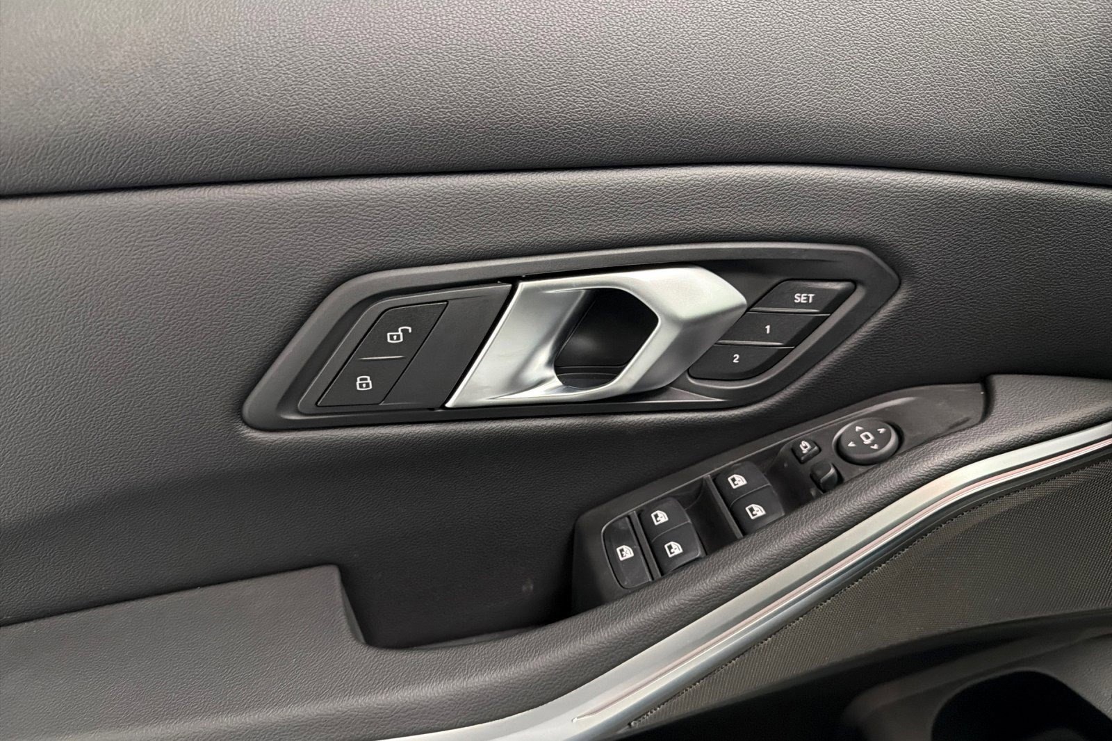 New 2026 BMW 330i Sedan w/ M Sport Package image 14