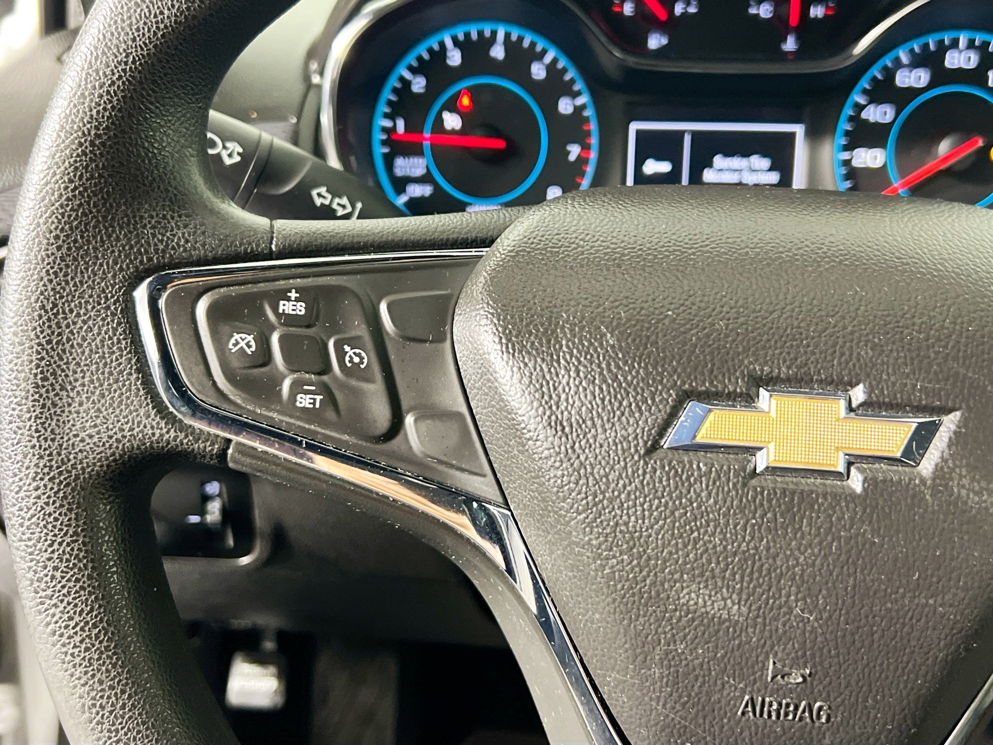 Used 2018 Chevrolet Cruze LT w/ Redline Edition image 17