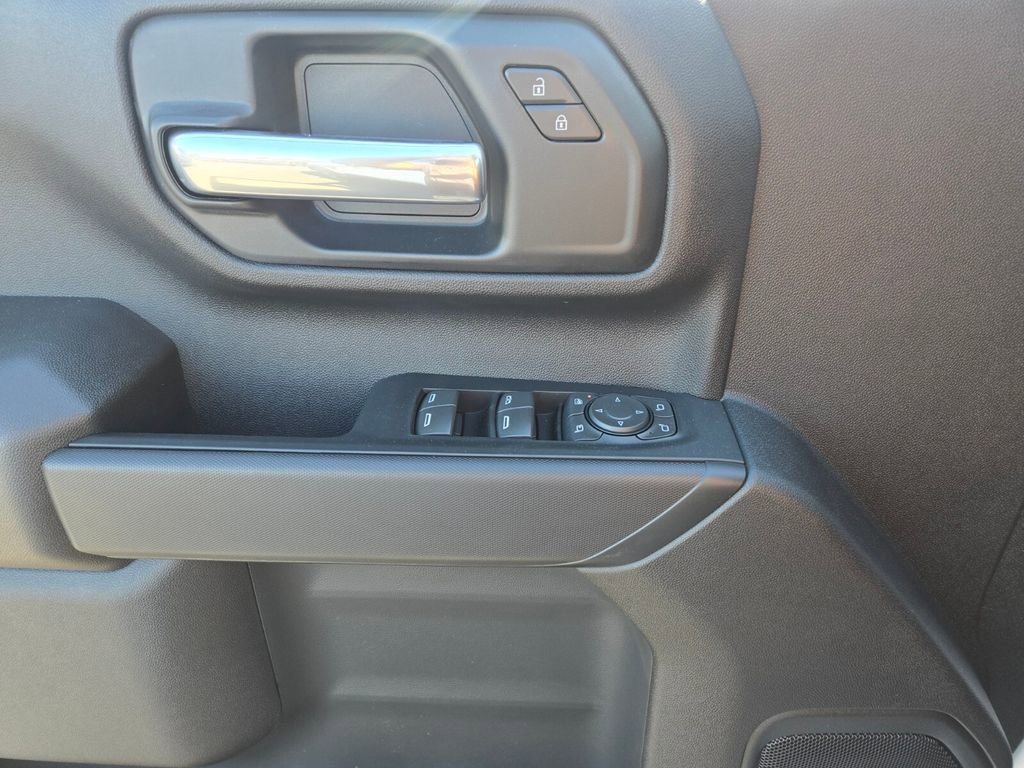 New 2026 Chevrolet Silverado 2500 Custom w/ Custom Value Package image 9