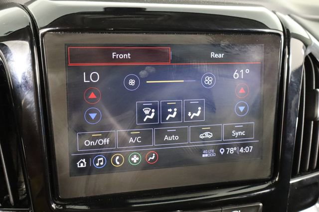 Used 2021 Chevrolet Traverse LT FWD image 37