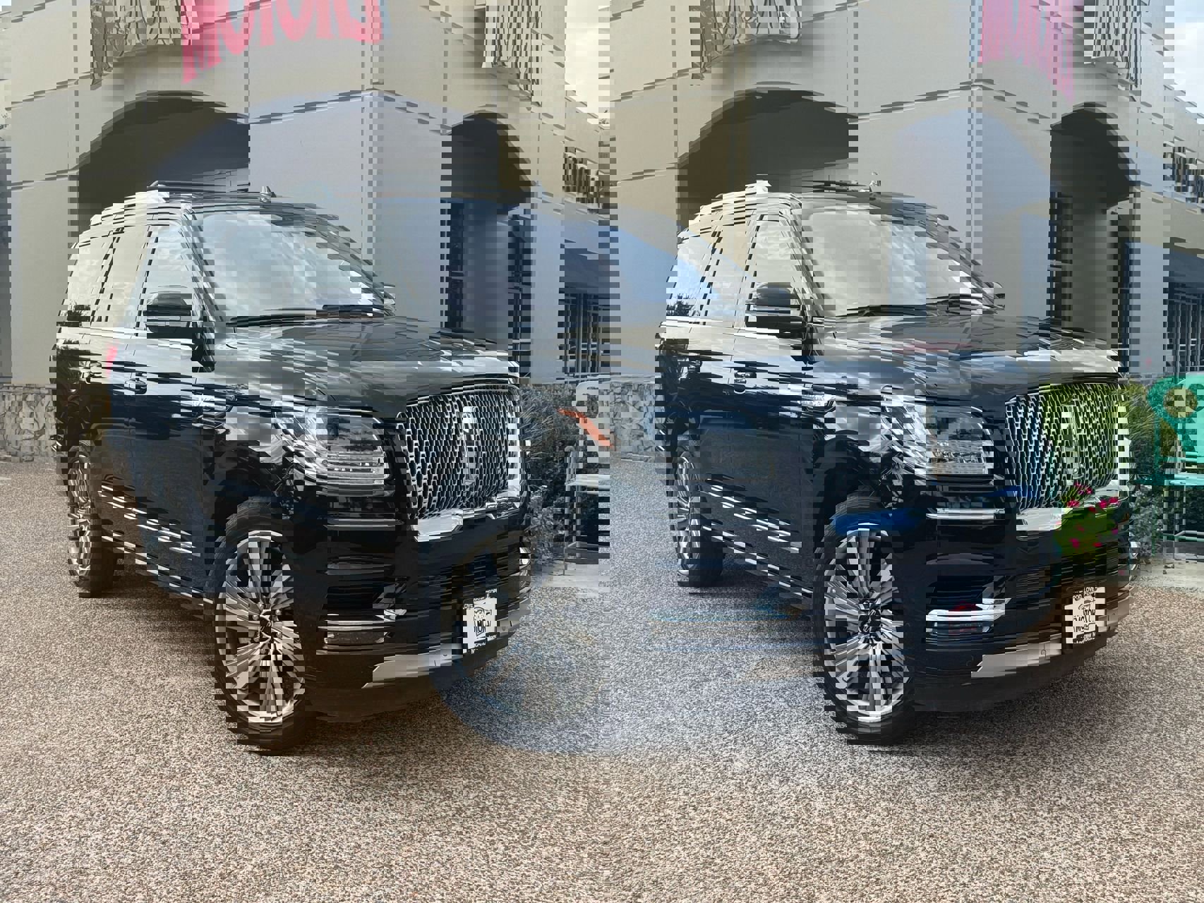 Used 2018 Lincoln Navigator Reserve w/ Technology Package