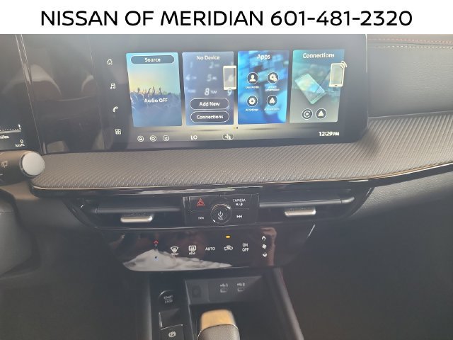 New 2027 Nissan Kicks SR FWD image 17