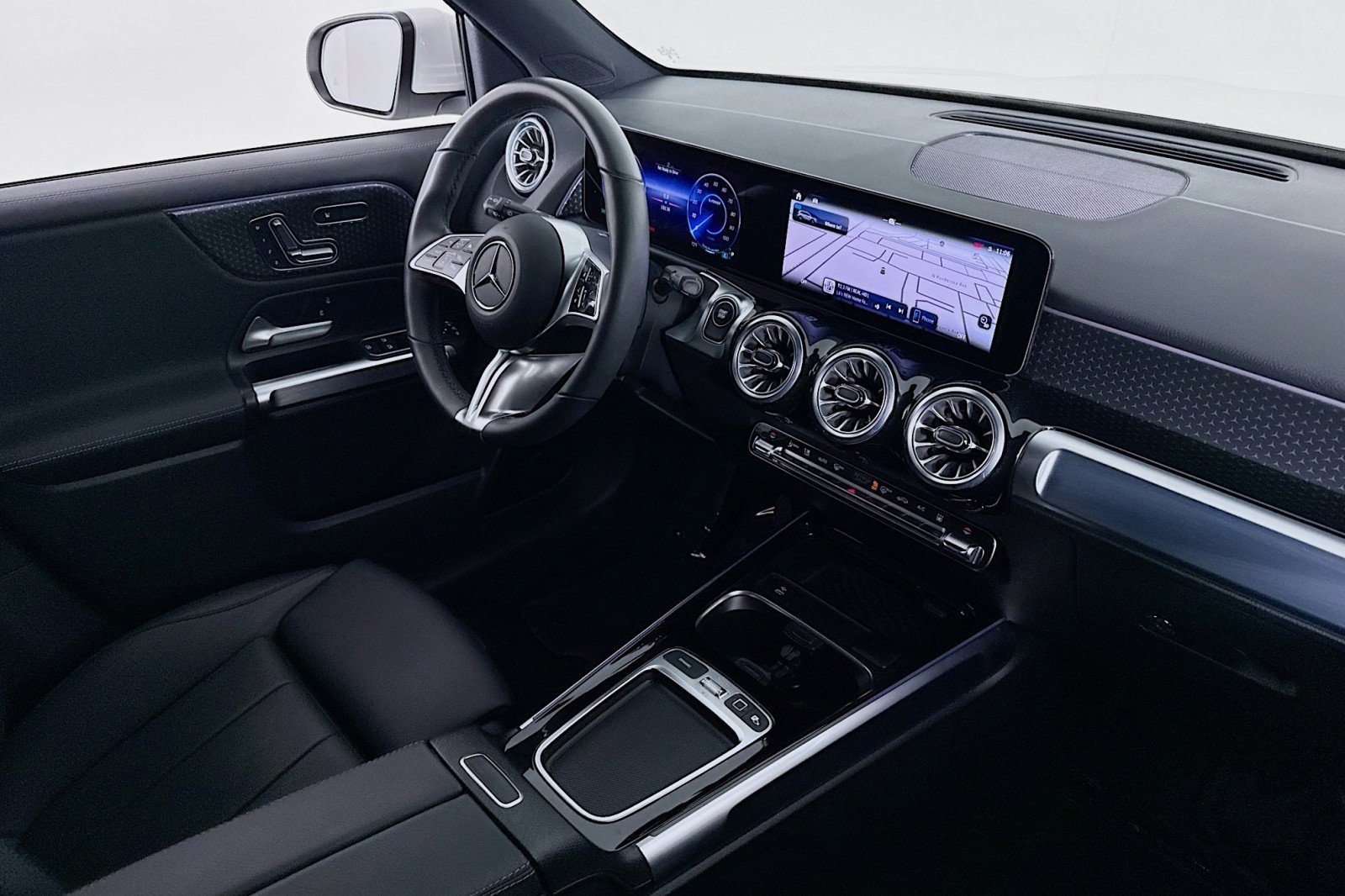 Certified 2025 Mercedes-Benz EQB 250+ image 15