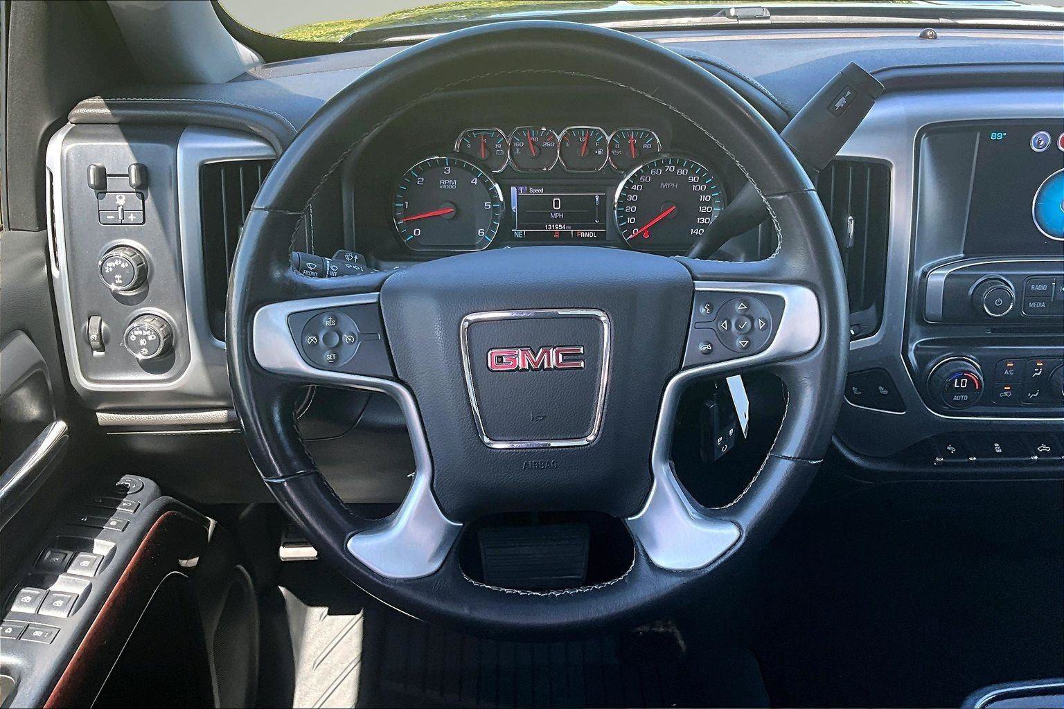 Used 2017 GMC Sierra 1500 SLE w/ SLE Value Package AWD/4WD image 6