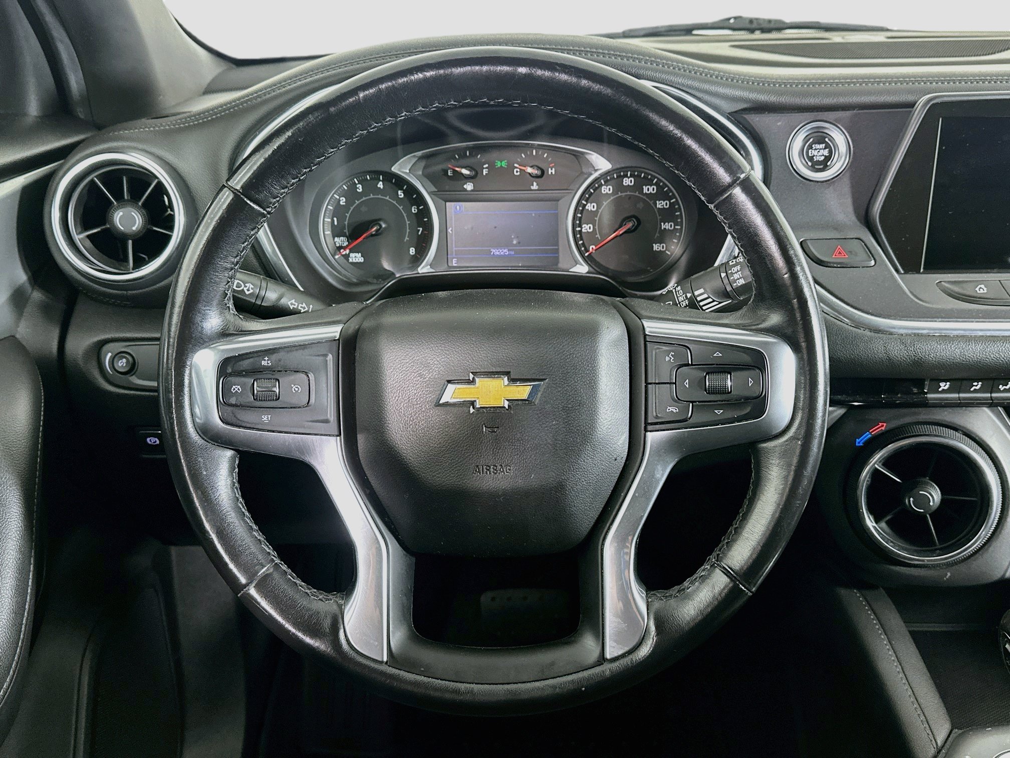 Used 2019 Chevrolet Blazer LT FWD image 17