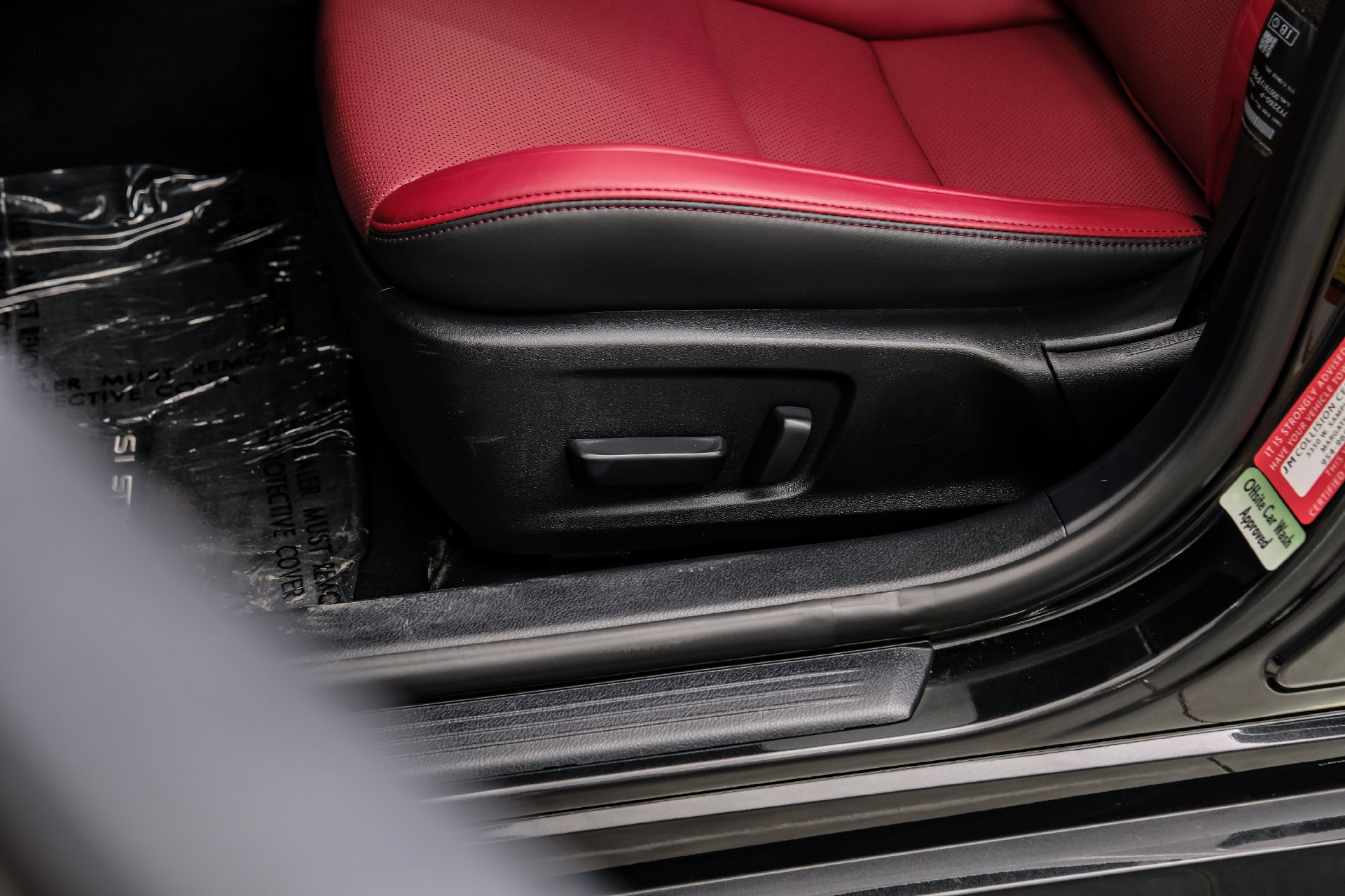 Used 2025 Lexus IS 350 F Sport RWD image 38