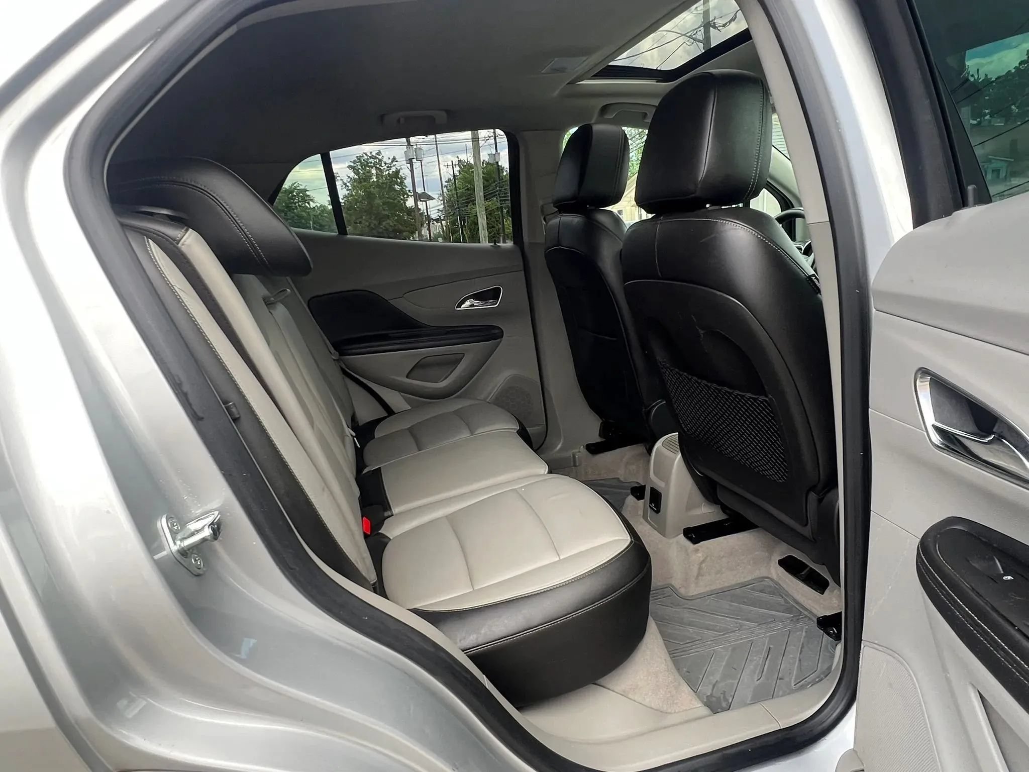 Used 2016 Buick Encore Premium w/ Experience Buick Package AWD/4WD image 30