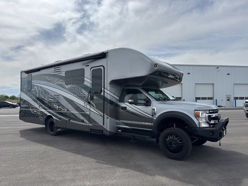 Used 2022 Ford F550 4x4 Regular Cab Super Duty w/ XLT Value Package video 1