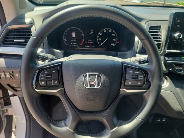 Certified 2025 Honda Odyssey EX-L image 15