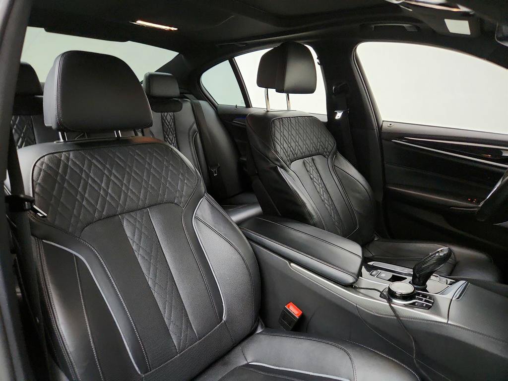 Used 2020 BMW M550i xDrive AWD/4WD image 28